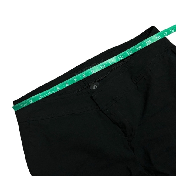 TORRID Black Stretch Ankle Pants 16XS - Picture 2 of 8